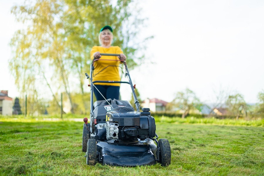 The Best Tips for Mowing Your Lawn in the Spring